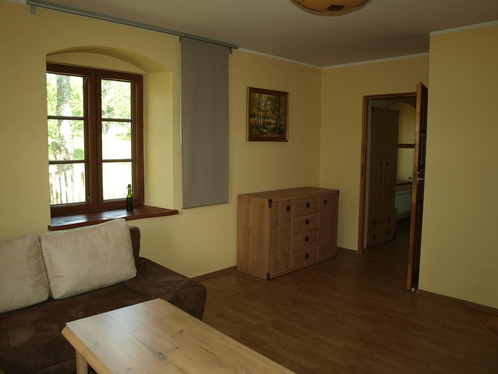 Dworek Szarki Exterior photo